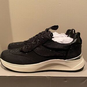 Reaction Kenneth Cole Black Sneakers with Silver Detail